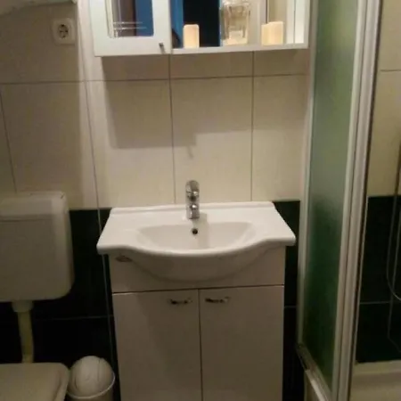 Ad -